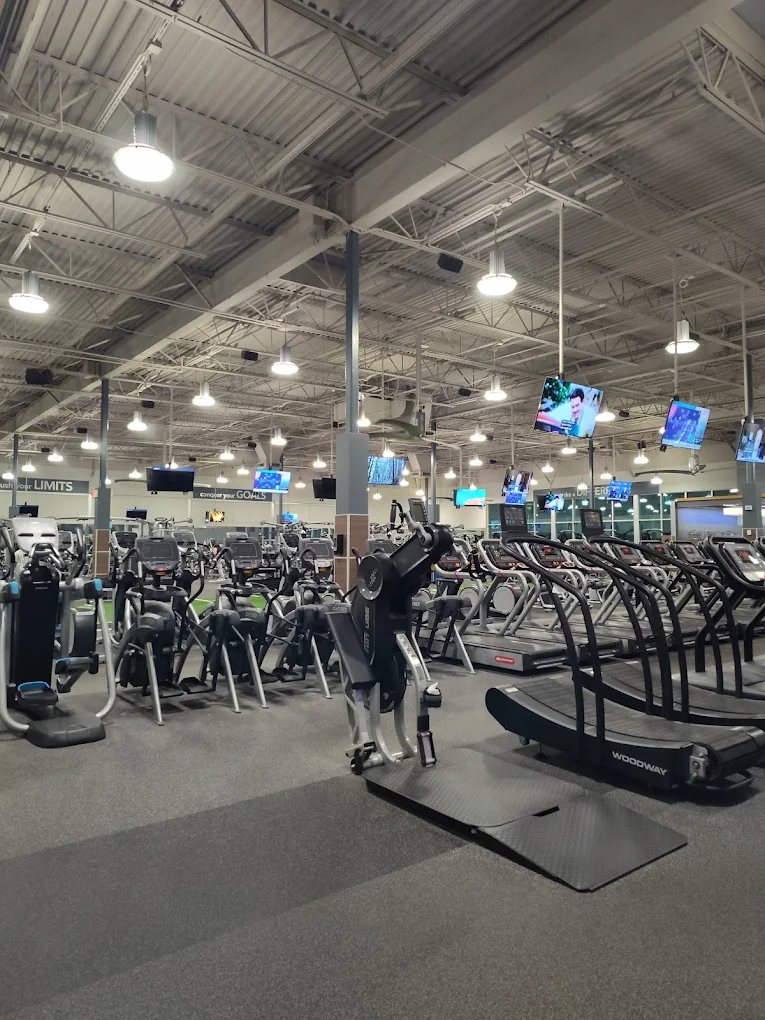 24 Hour Fitness