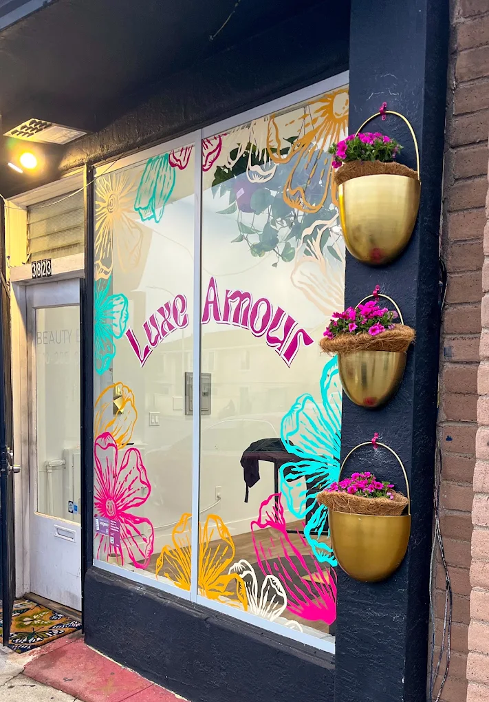 Luxe Amour Beauty Bar
