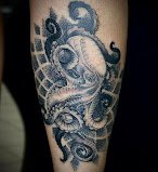 Plug Tattoo and Piercing’s