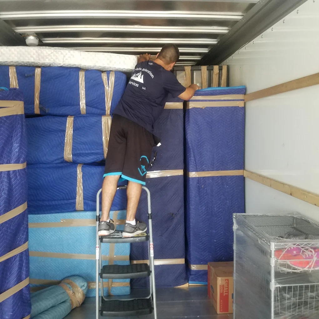 El Valle Relocation Services
