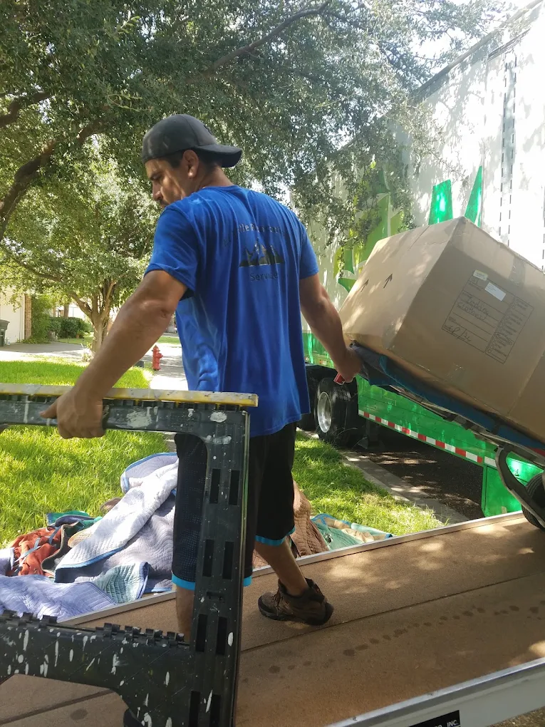 El Valle Relocation Services