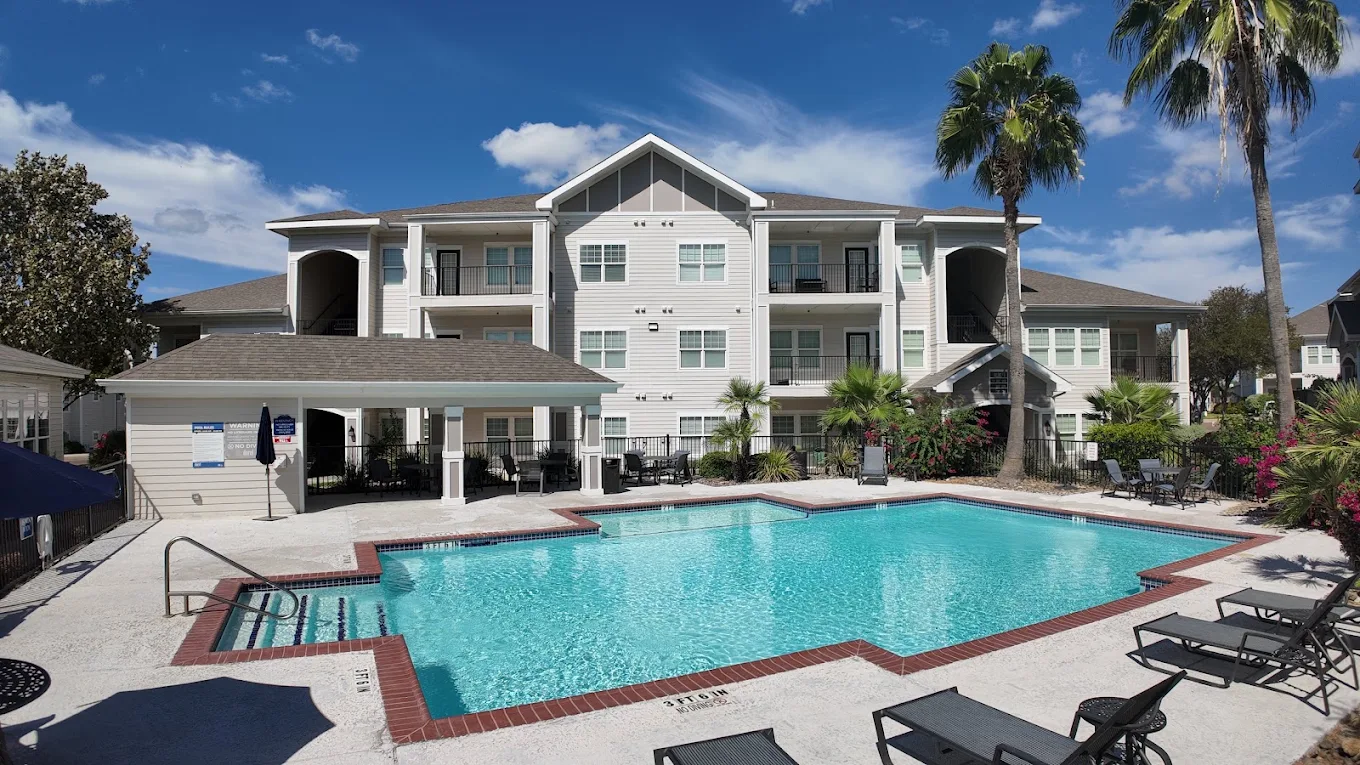 Dorel Laredo Apartments