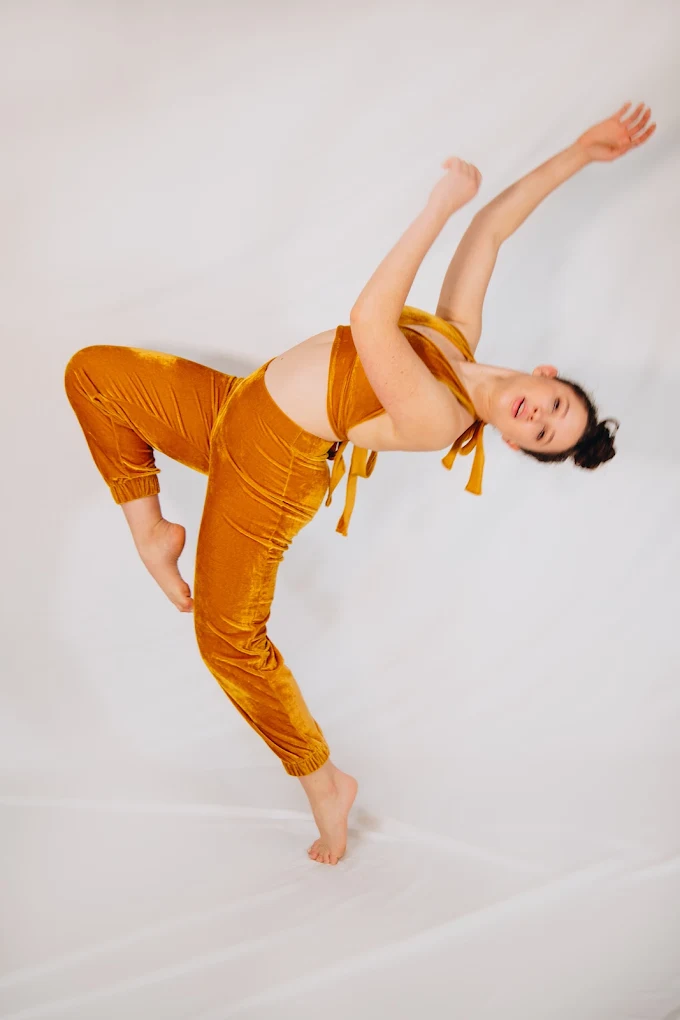 define/ dance space