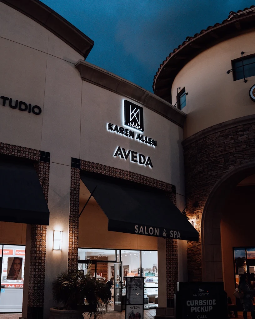 Karen Allen Salon & Spa - Riverside Plaza