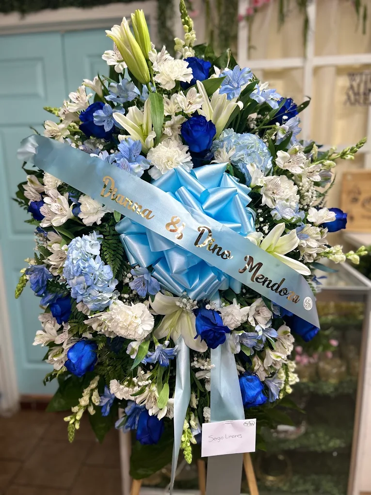 Regina's Flower Shop, LLC