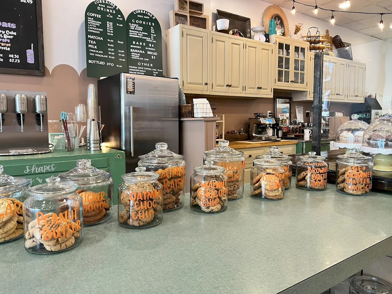Lorraine's Bake Shop