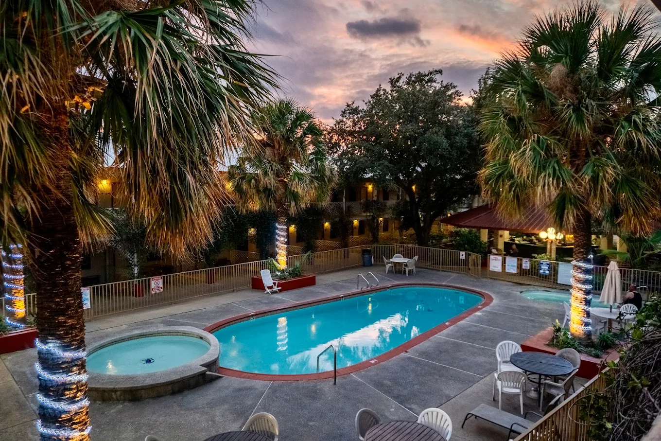 Family Garden Inn & Suites