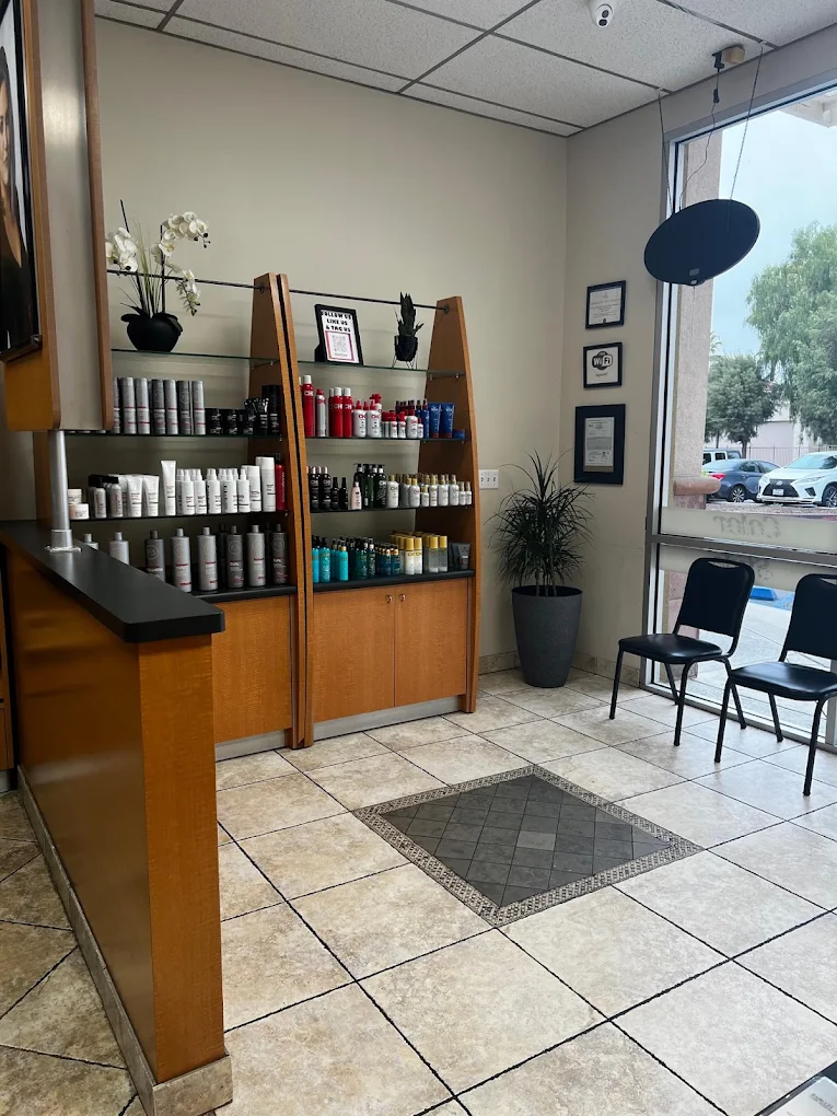 Fantastic Sams Cut & Color