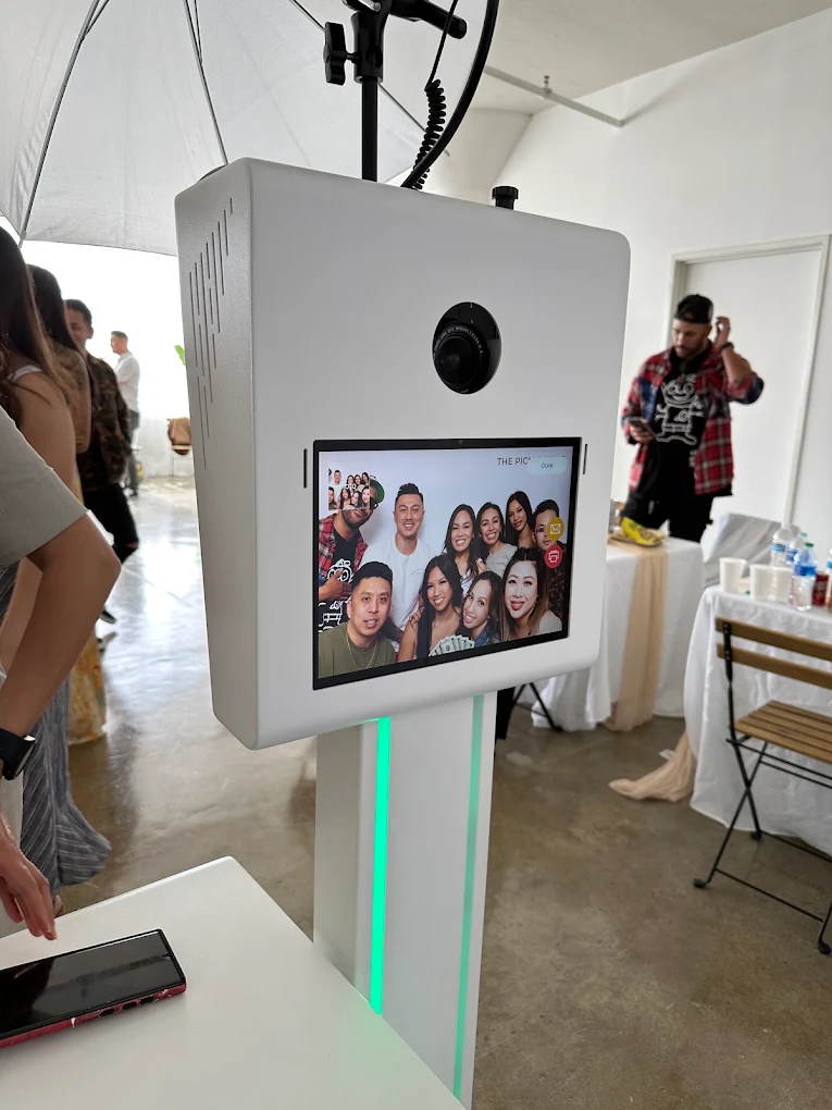 Lumipix Photo Booth
