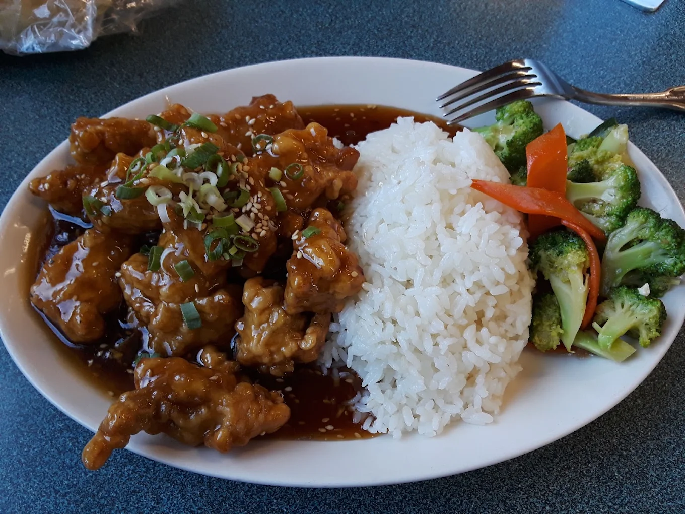 Charlie's Bakery & Chinese Restaurant