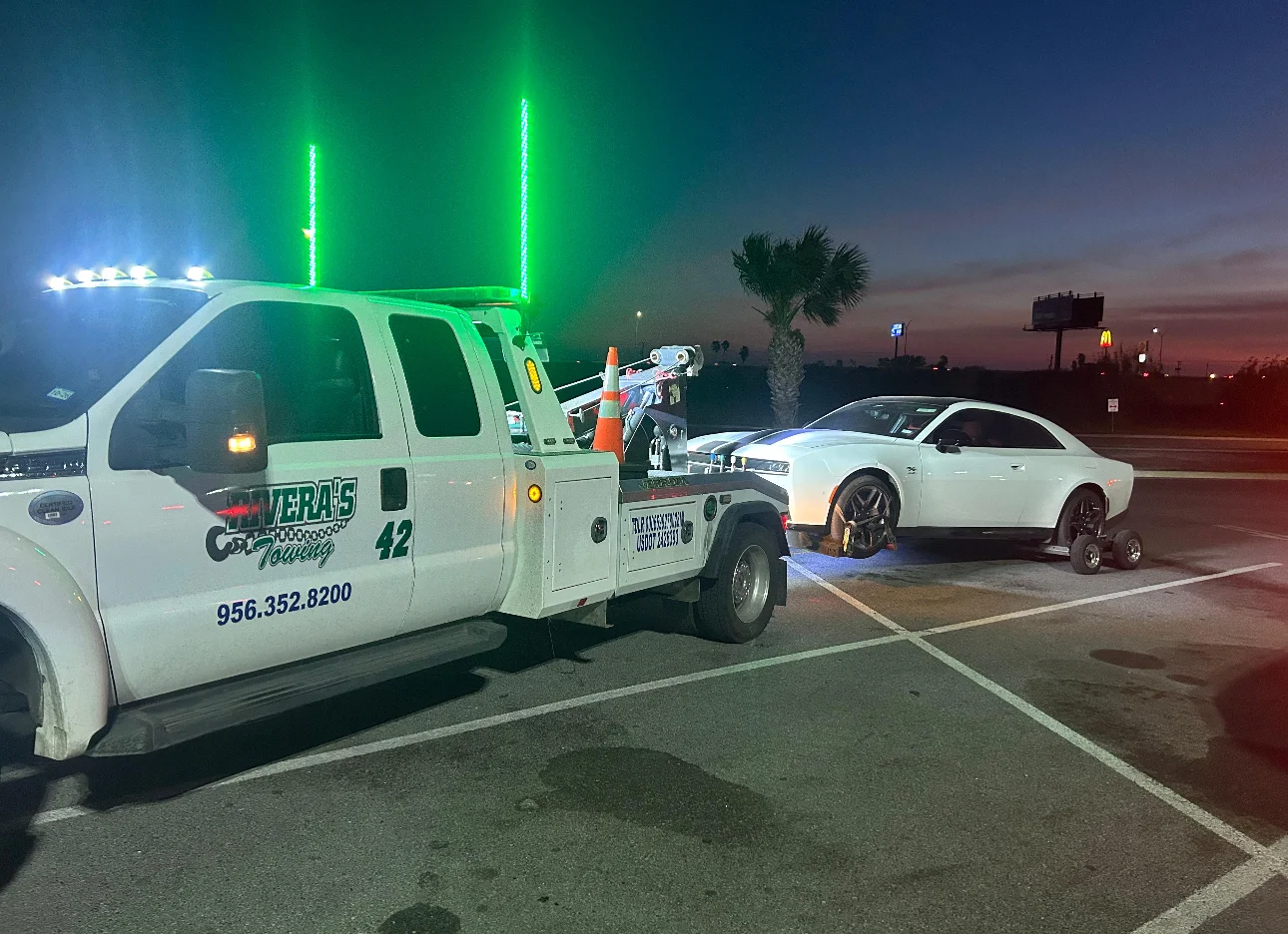 Rivera's Heavy Duty Towing & Transport