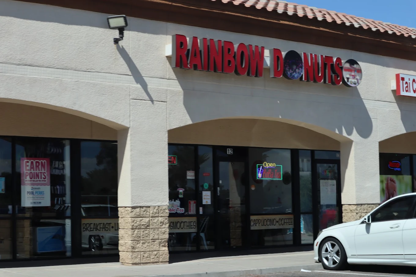 Rainbow Donuts & Smoothies