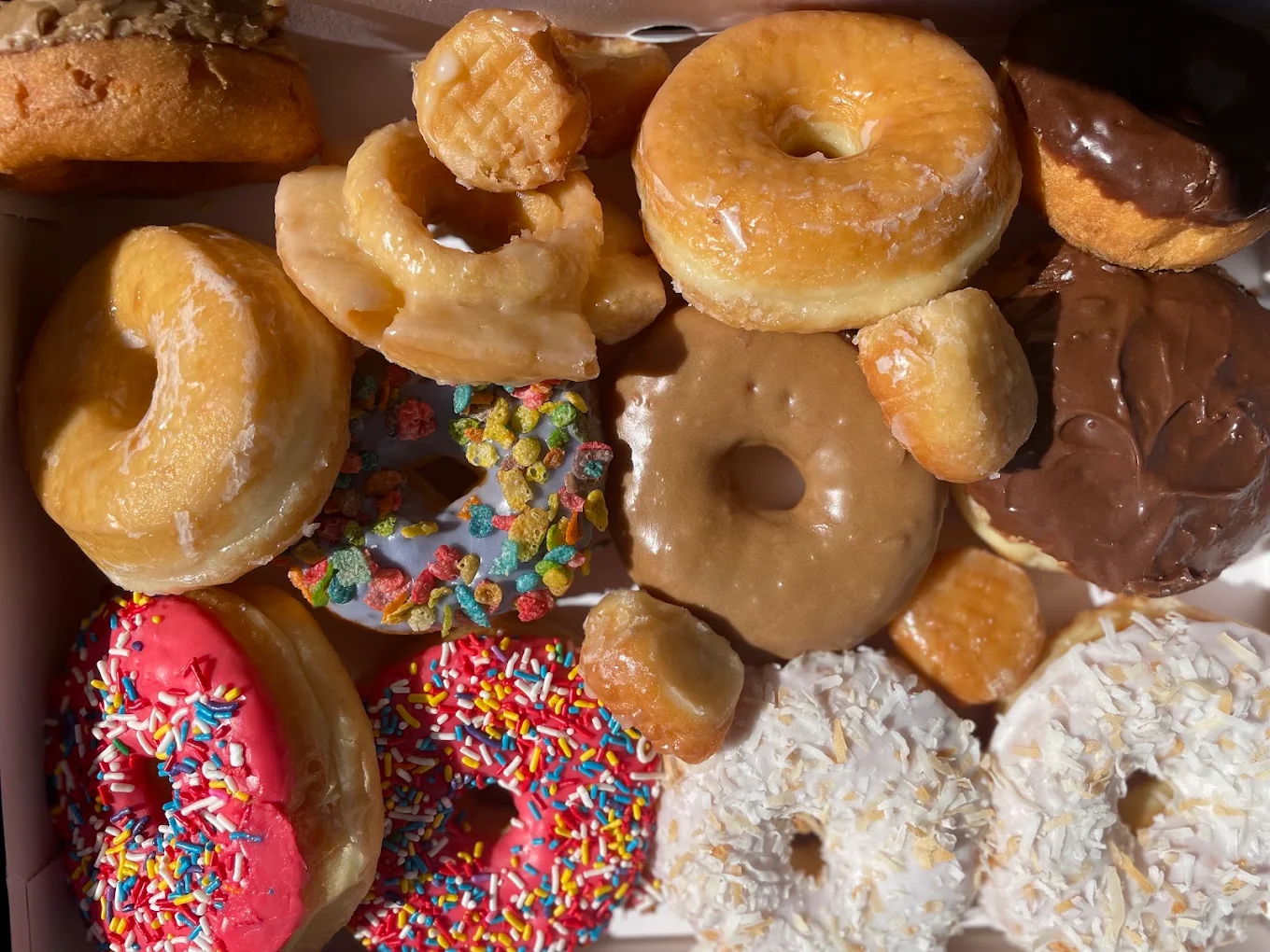 Rainbow Donuts & Smoothies