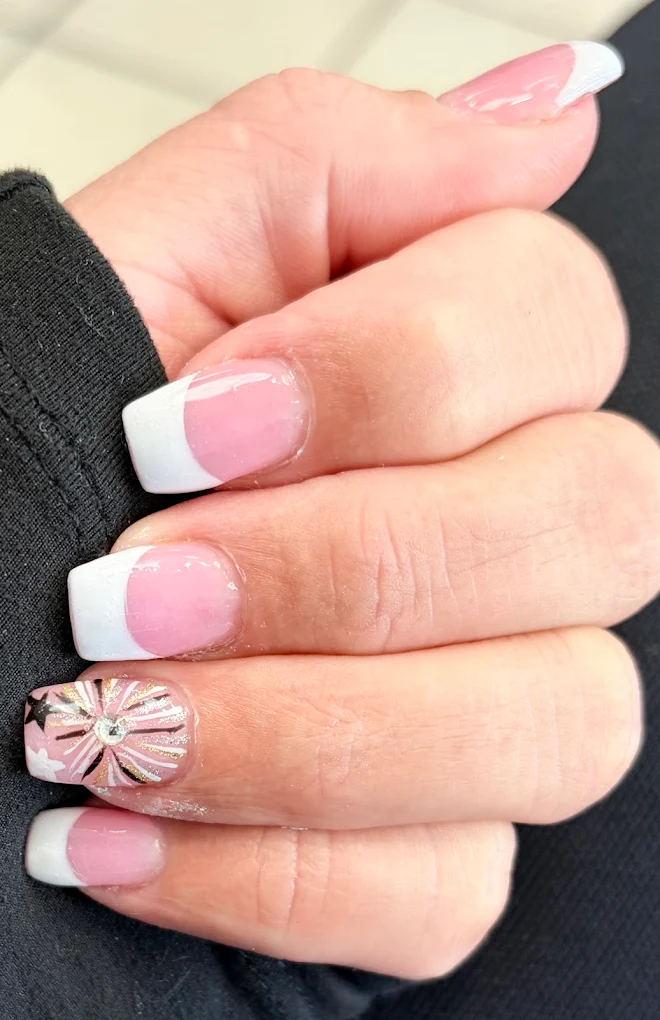 Island Nails