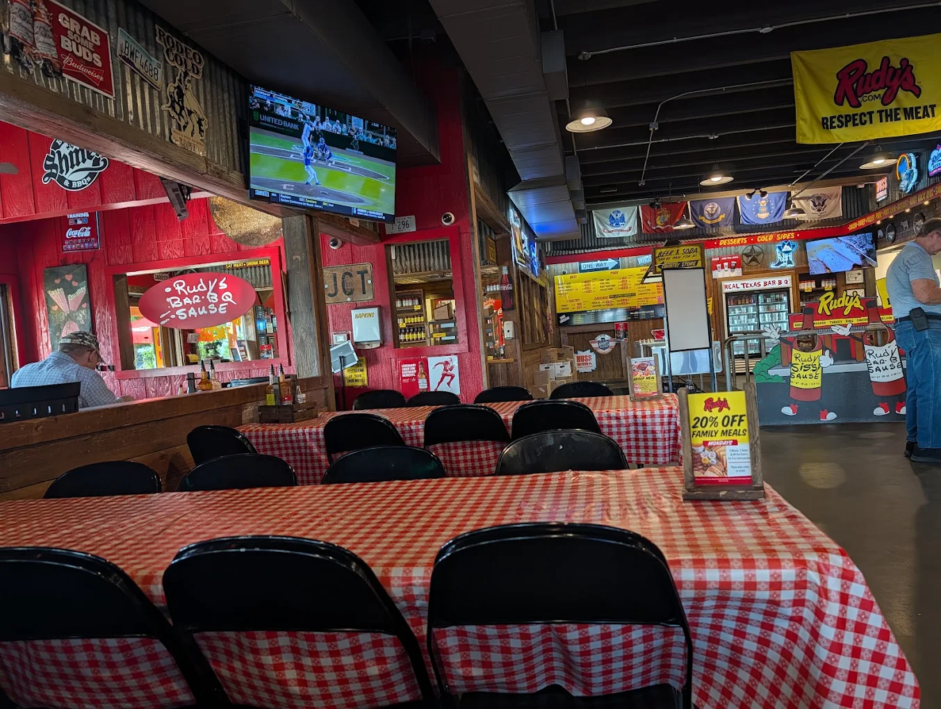Rudy's "Country Store" and Bar-B-Q