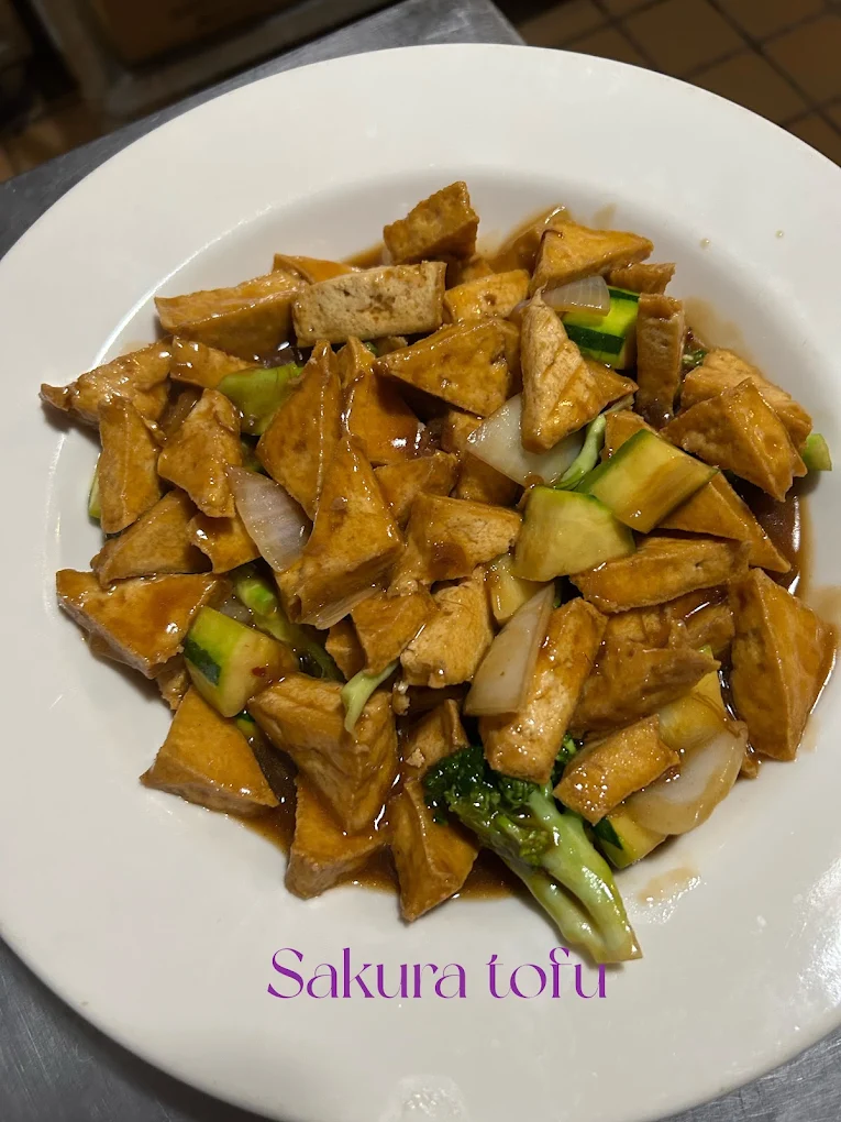Sakura Noodle House & Sushi Bar