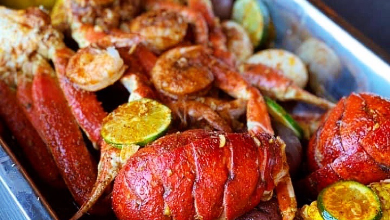Hot & Spicy Cajun Seafood & Bar