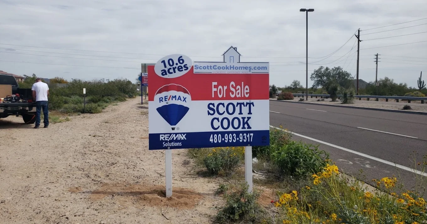 RE/MAX Solutions : Scott Cook