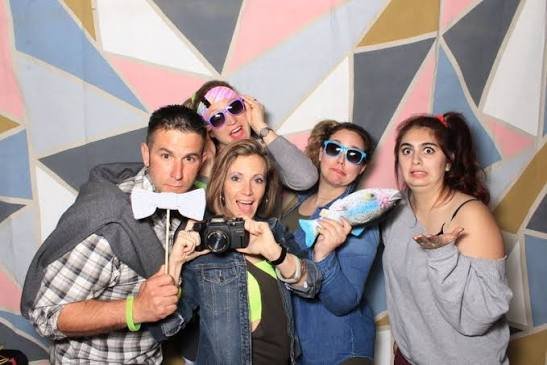 Giggle & Riot Funbooths