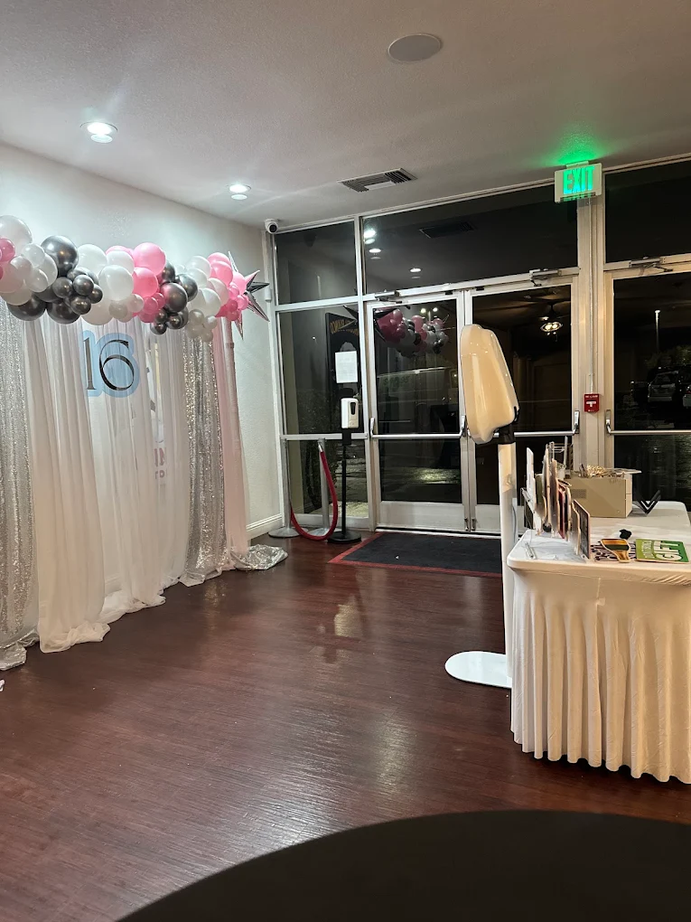 Picture perfect Photo Booth rental