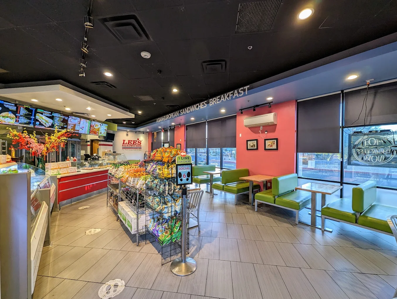 Lee's Sandwiches