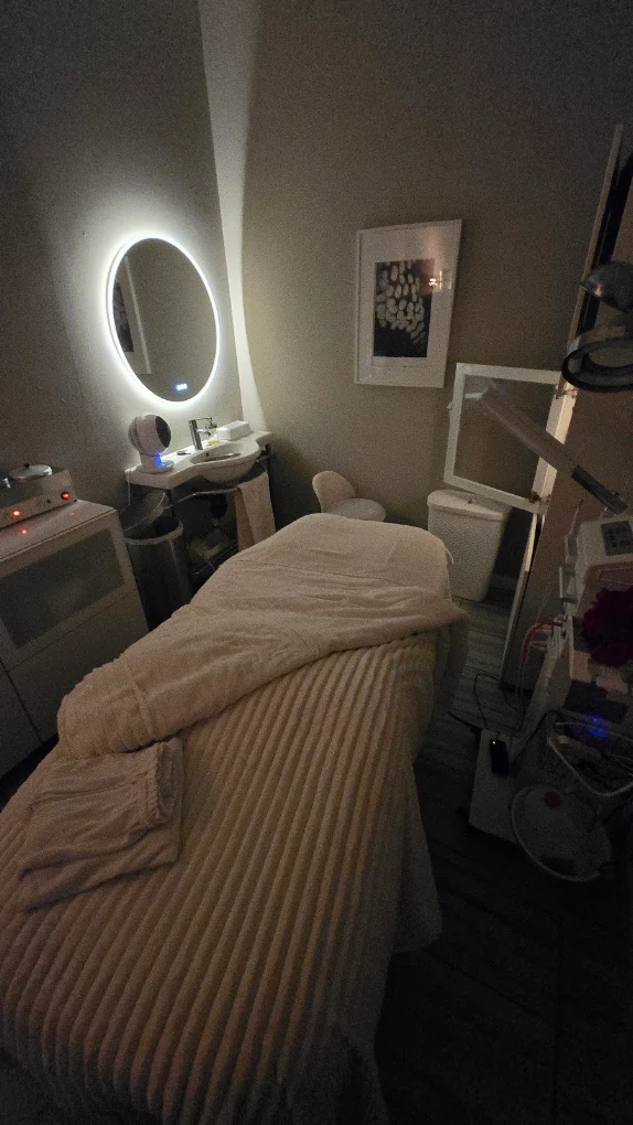 Esthetics By Jeanette Salon