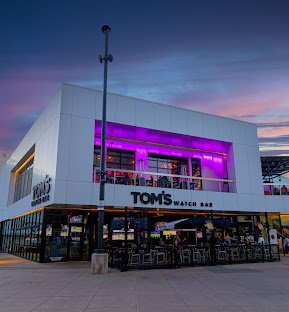 Tom's Watch Bar - Sacramento