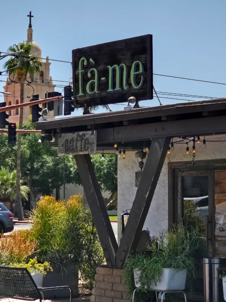 fà-me cafe