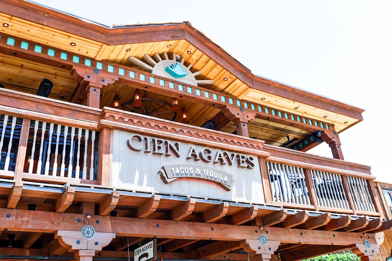 Cien Agaves Tacos & Tequila