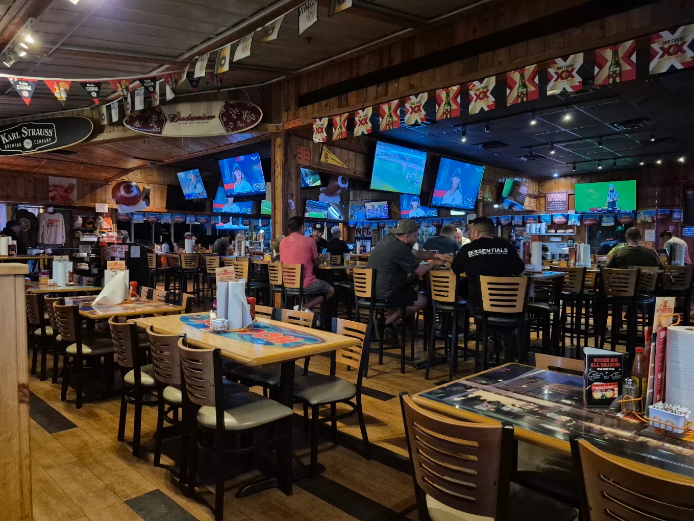 Hooters of Ontario