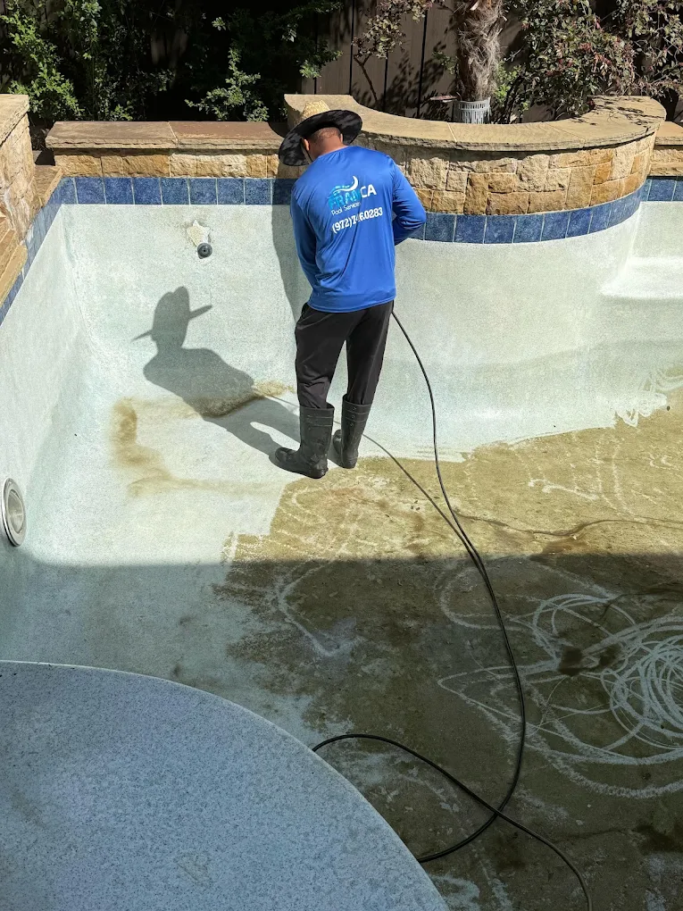 Franca Pool Services