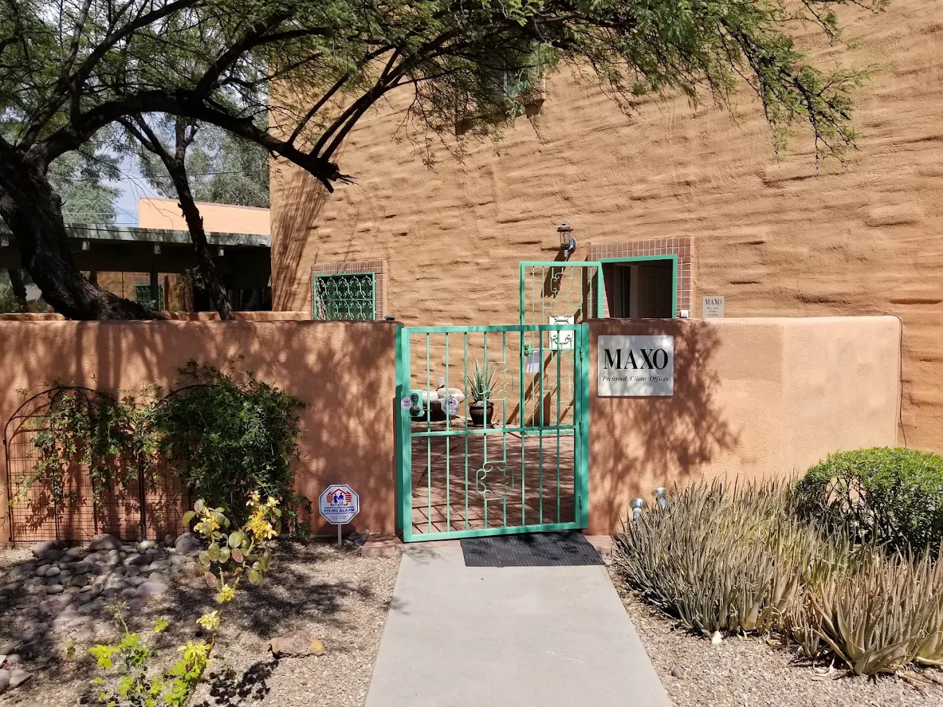 Tucson Private Investigator MAXO Investigations