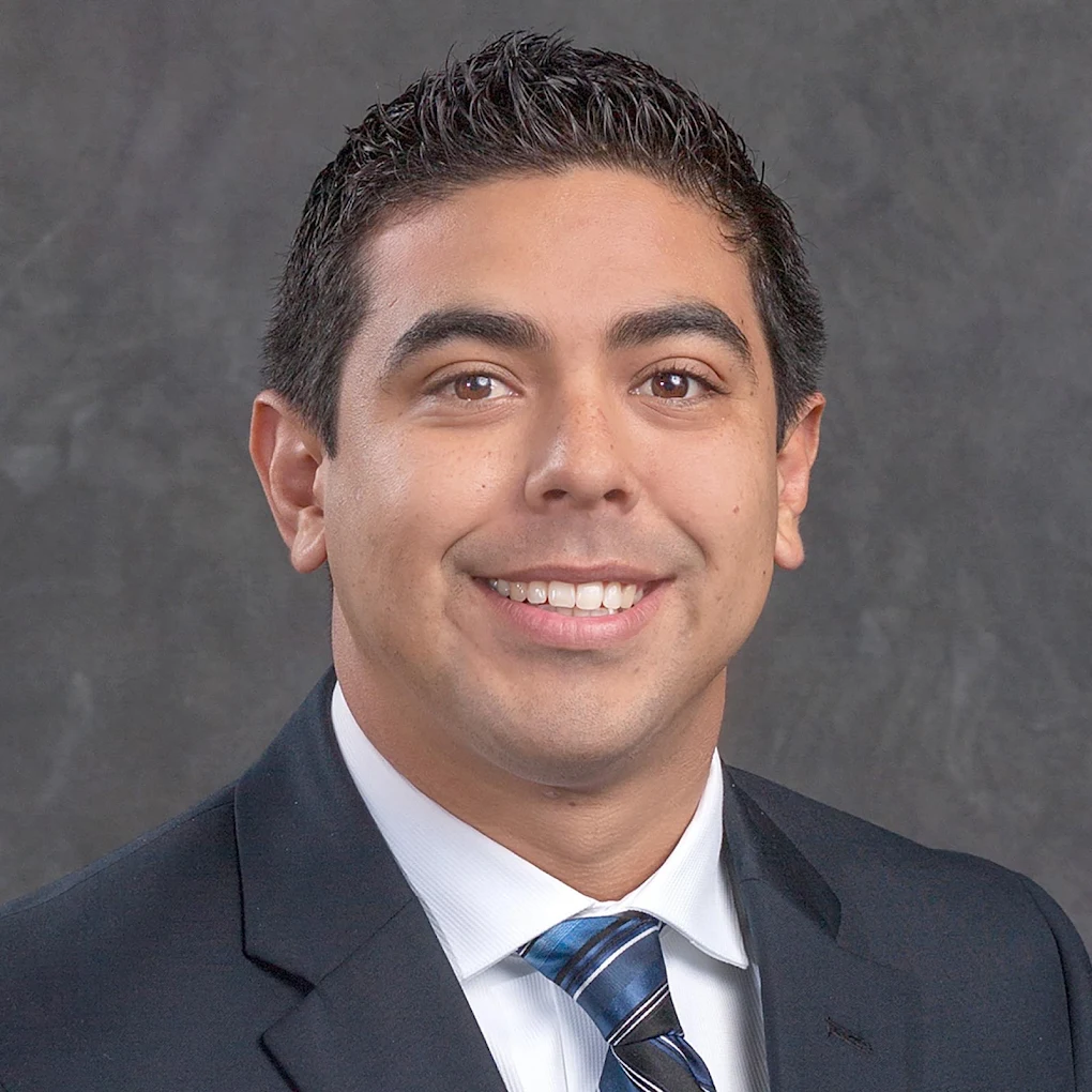 Edward Jones : Freddie Vigil