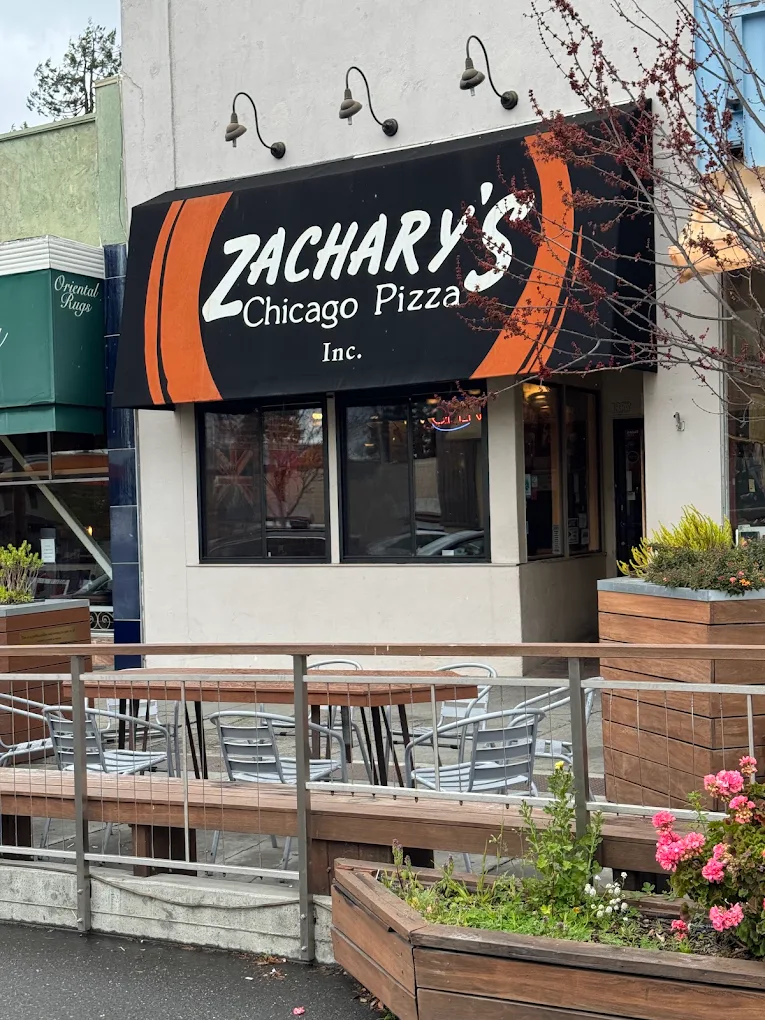 Zachary's Chicago Pizza