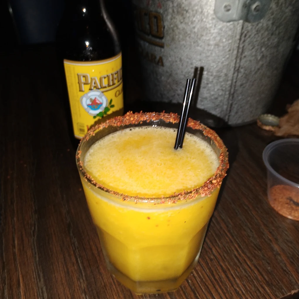 El Palacio Nightclub & Restuarant