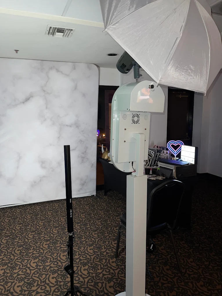 Ready Pose Print Photo Booth LLC