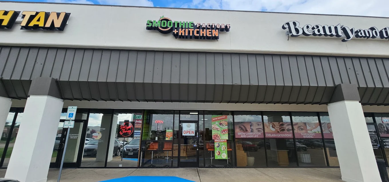 Smoothie Factory + Kitchen