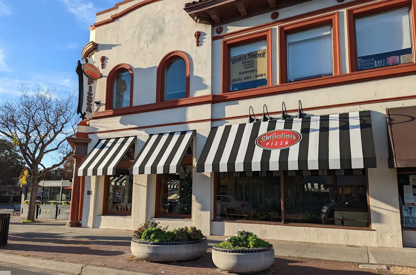 Skipolini's Pizza