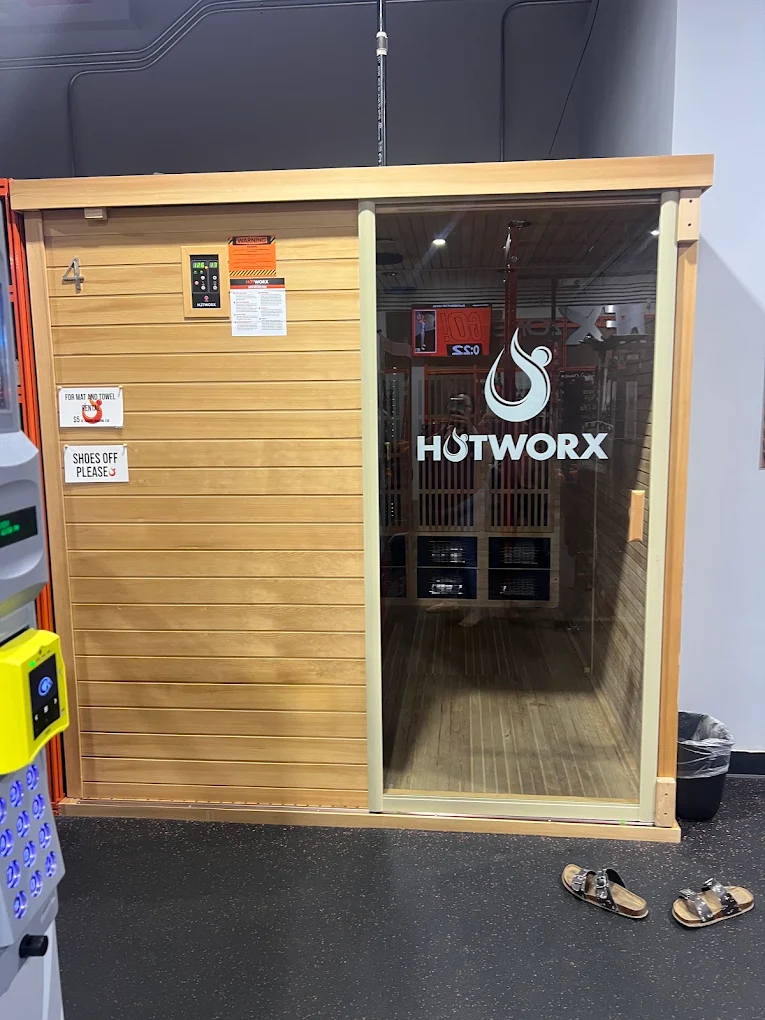 HOTWORX - Redlands, CA