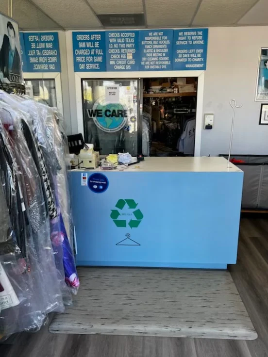 Pyramid Cleaners