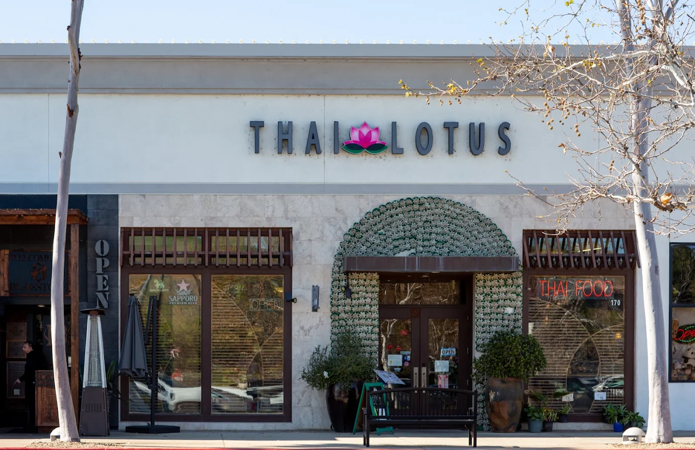 Thai Lotus Restaurant