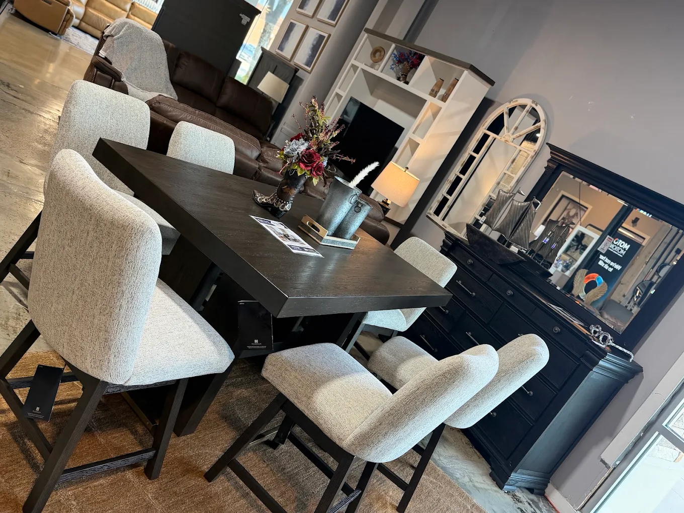 Canales Furniture