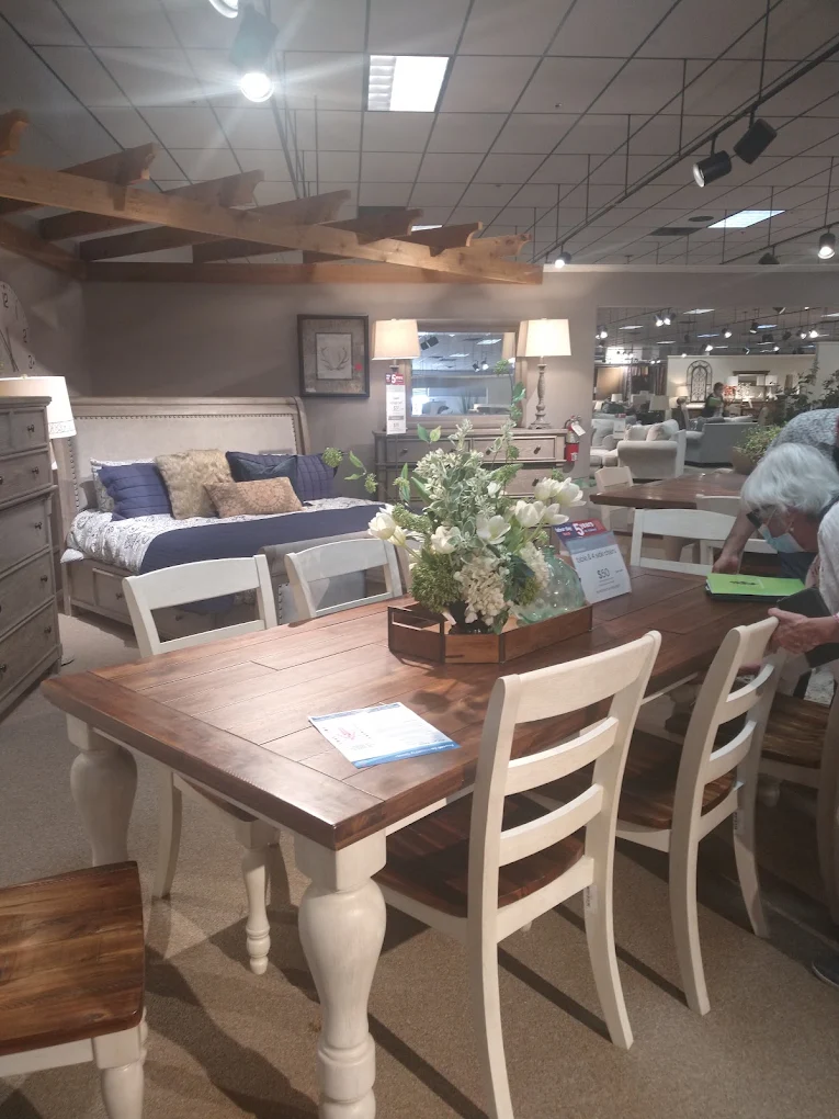 Ashley Store