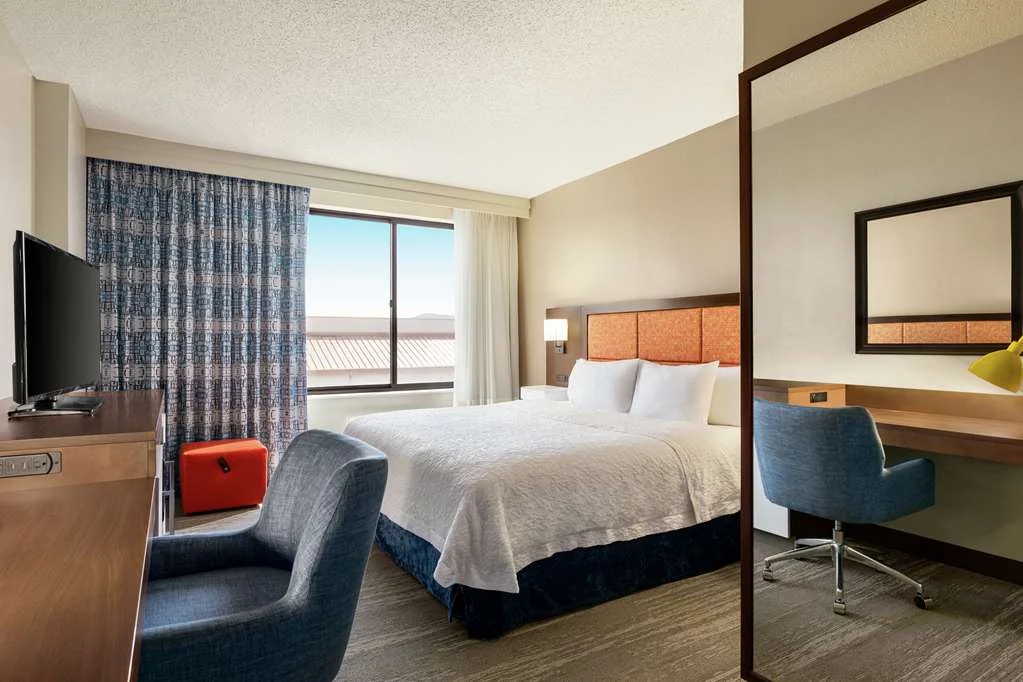 Hampton Inn & Suites Dallas