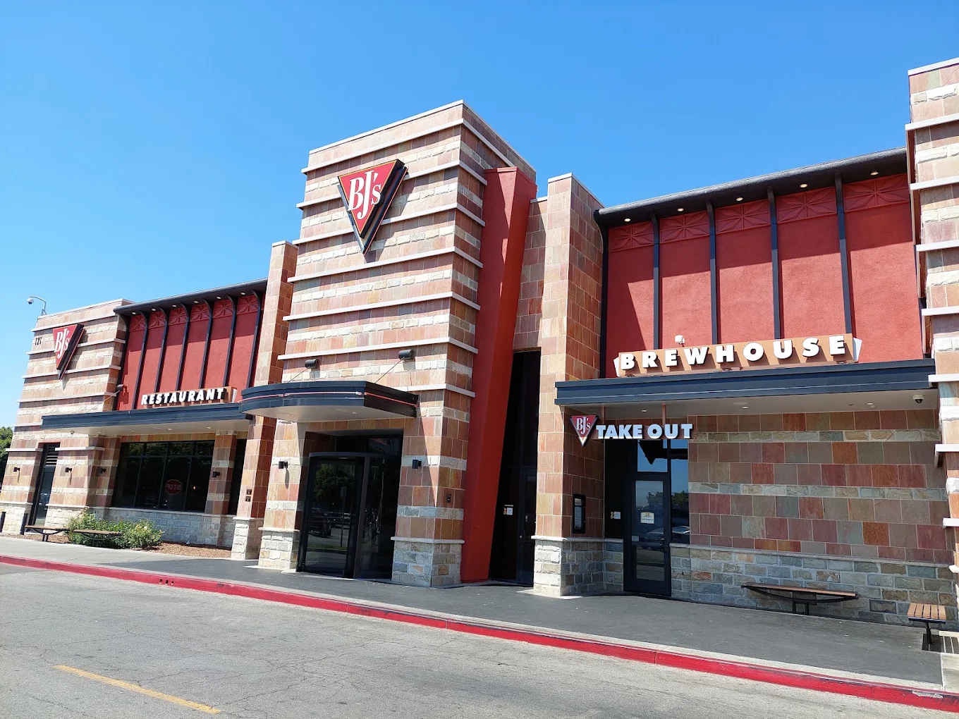 BJ's Restaurant & Brewhouse