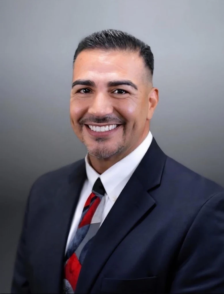 State Farm Insurance Agent : Efferem Sanchez