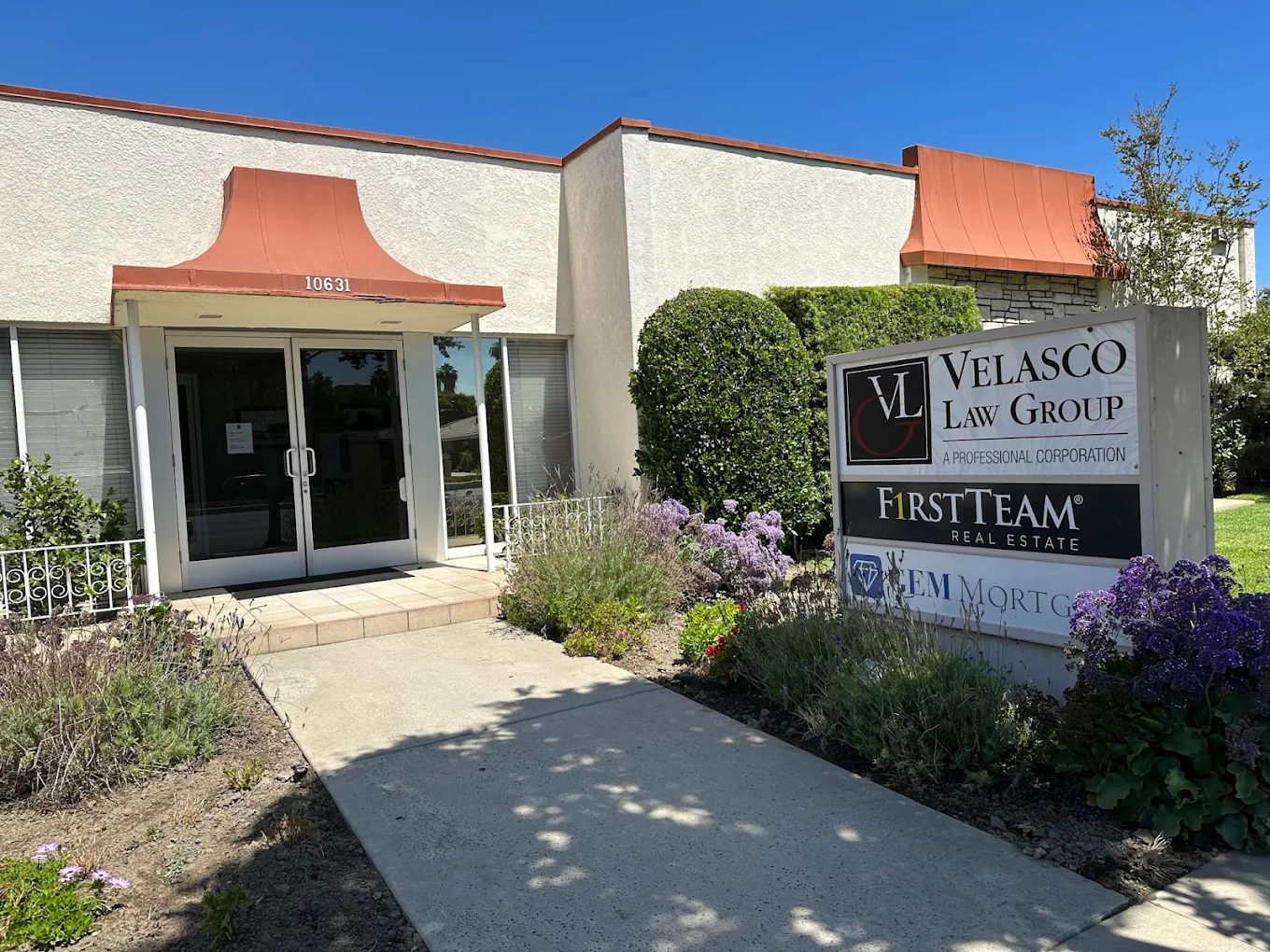 Josie Andrade & Associates | FirstTeam® Real Estate : Josie Andrade