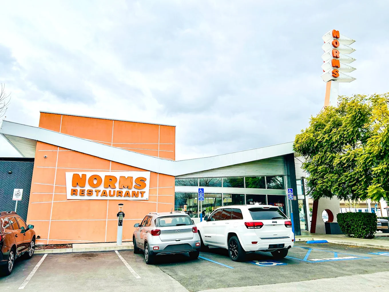 NORMS Restaurant