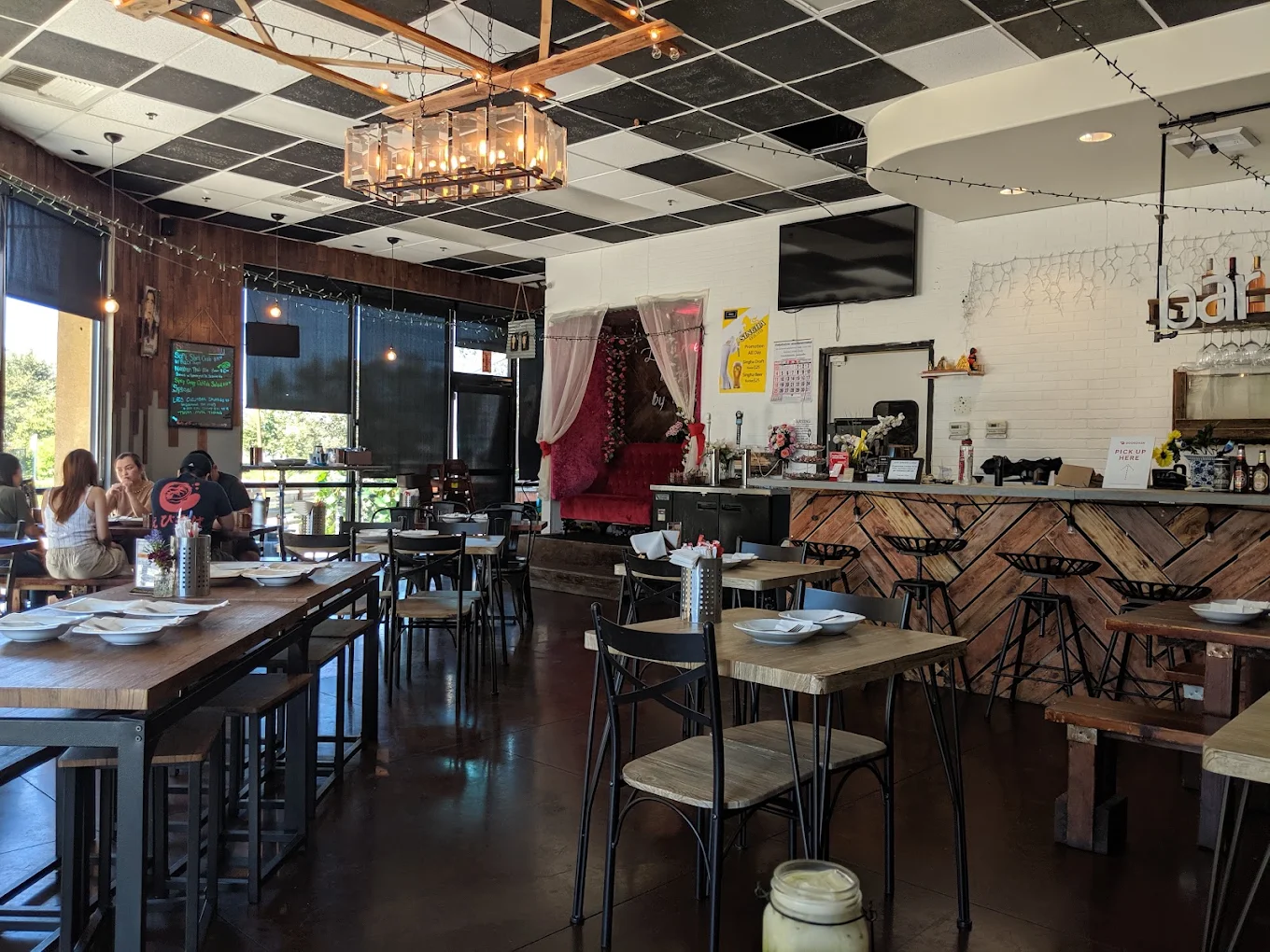 Rao Thai Eatery