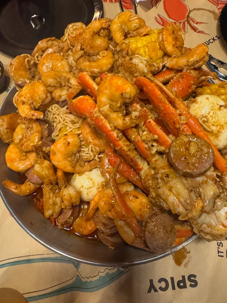 Hook & Reel Cajun Seafood & Bar